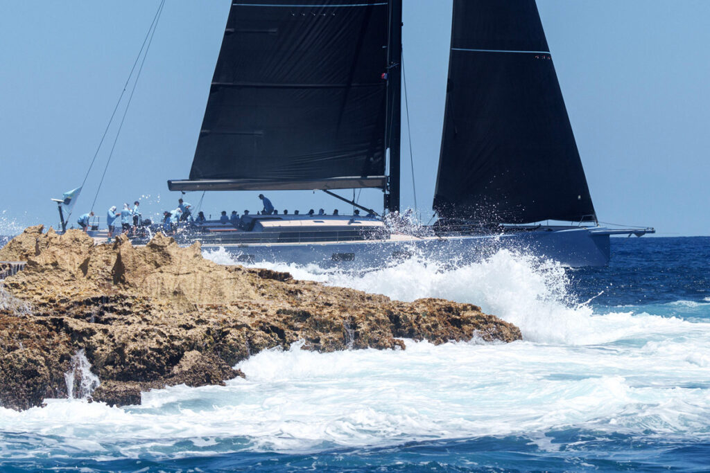 syra-st-barts-bucket-2025-06