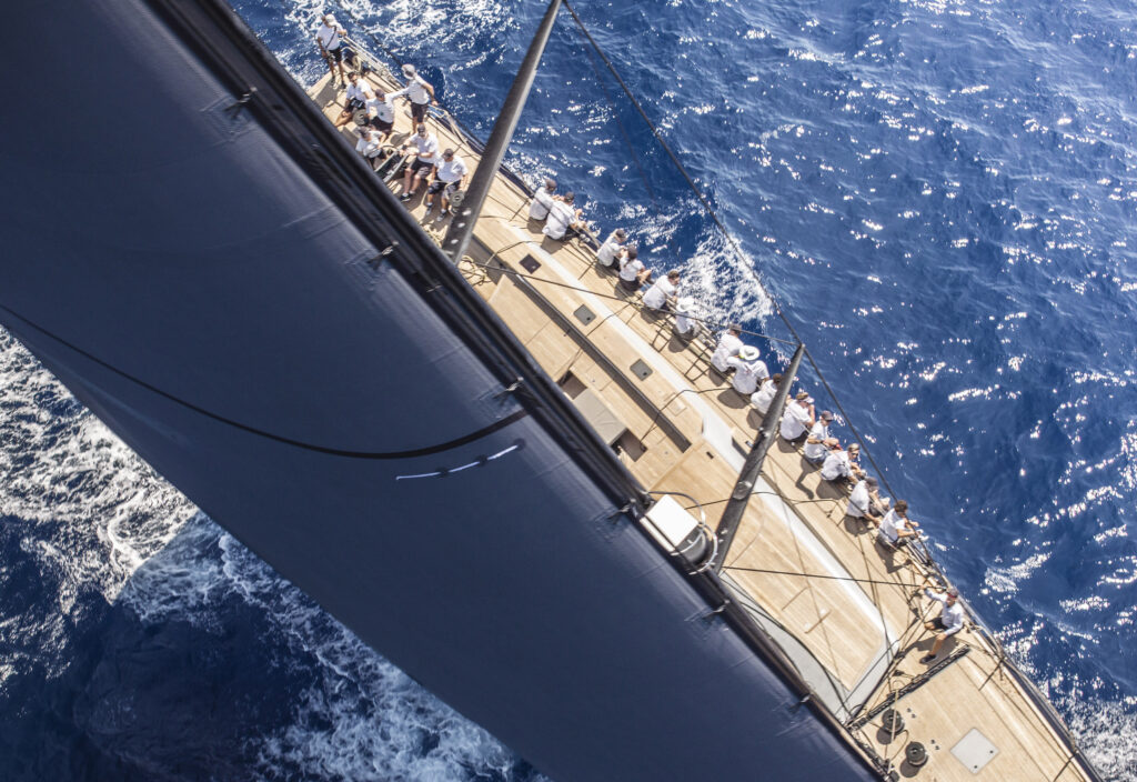 Aerial shot of Southern Wind yacht Gelliceaux